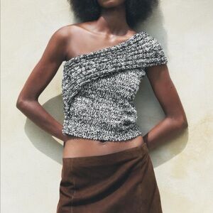 Zara Black and White One-Shoulder chunky Knit sweater one shoulder Top NWT